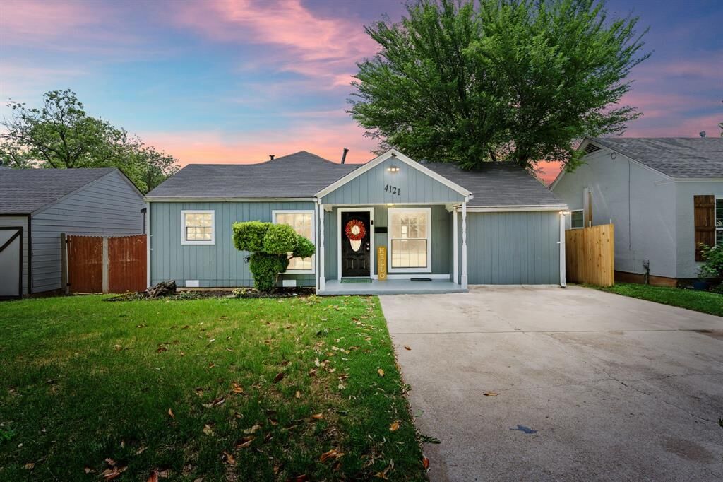 Property Photo:  4121 Alamo Avenue  TX 76107 