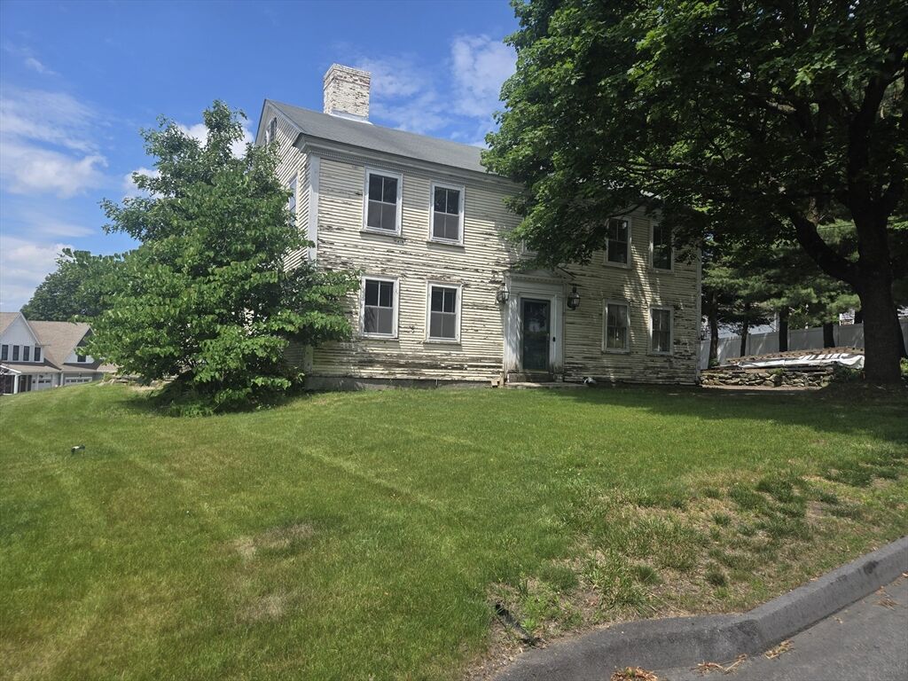 Property Photo:  19 Ash St  MA 01752 