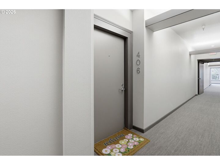 Property Photo:  305 S Montgomery St 406  OR 97201 