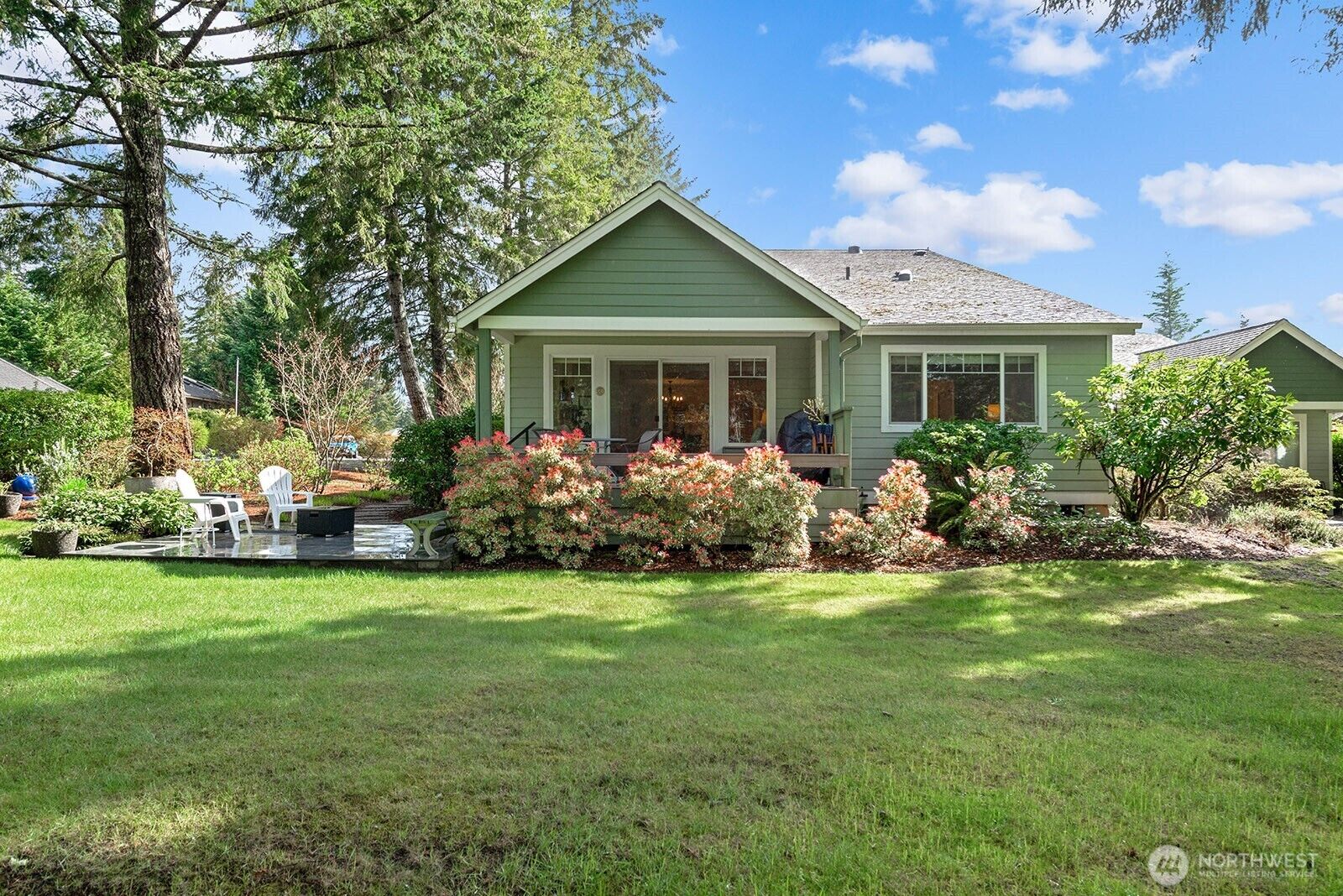 Property Photo:  321 E Soderberg Road E 14  WA 98524 