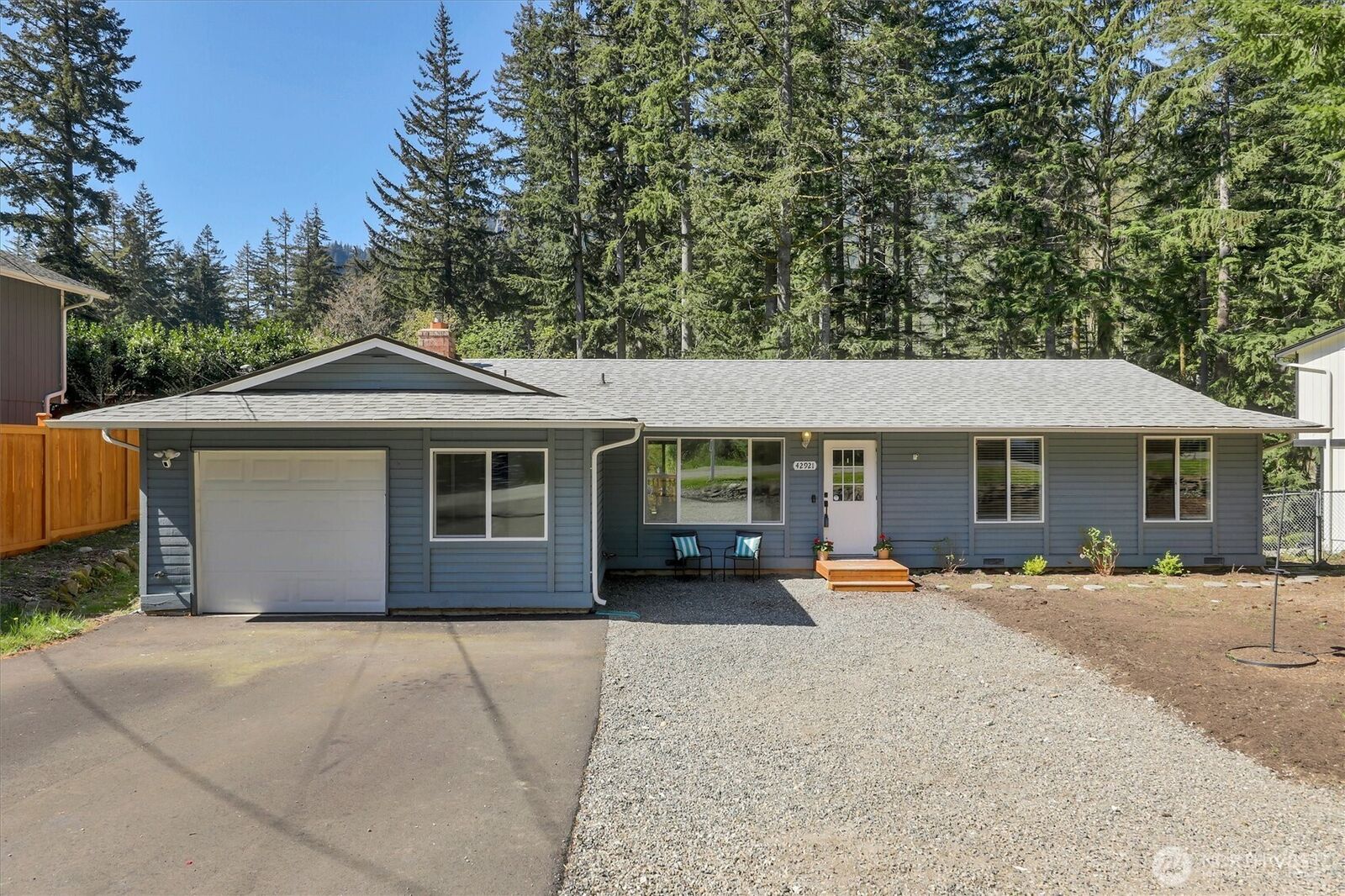 Property Photo: 42921 SE 168th Place WA 98045
