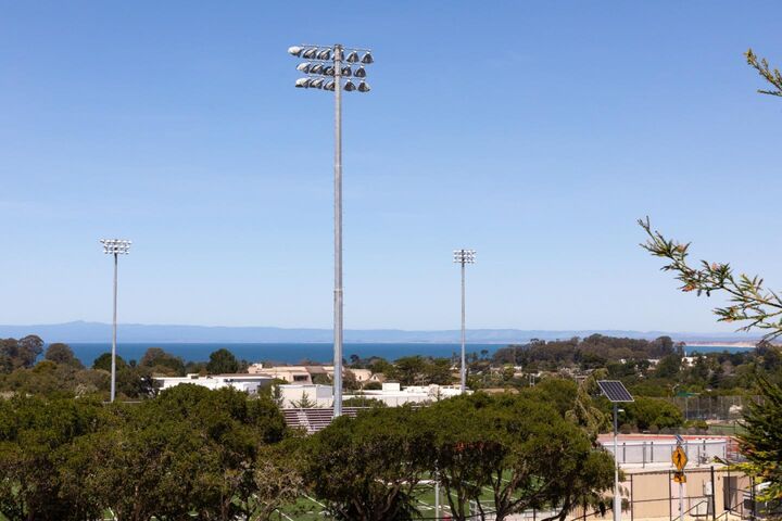 Property Photo:  500 Glenwood Circle 122  CA 93940 