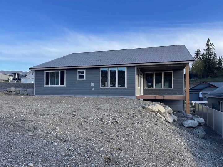 Property Photo:  74 E Center Ln  WA 99208 