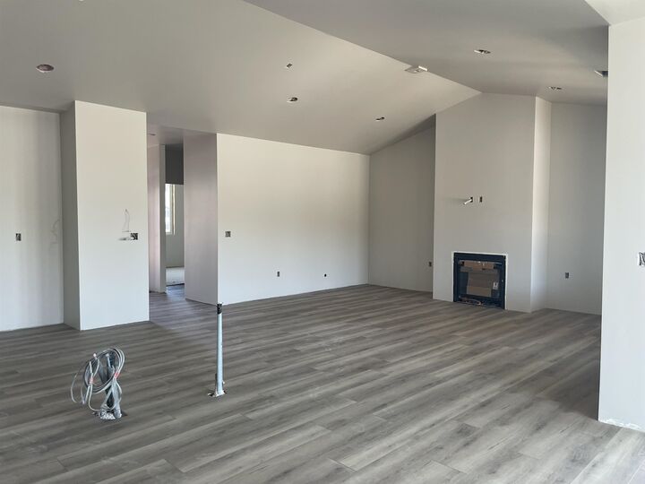 Property Photo:  74 E Center Ln  WA 99208 