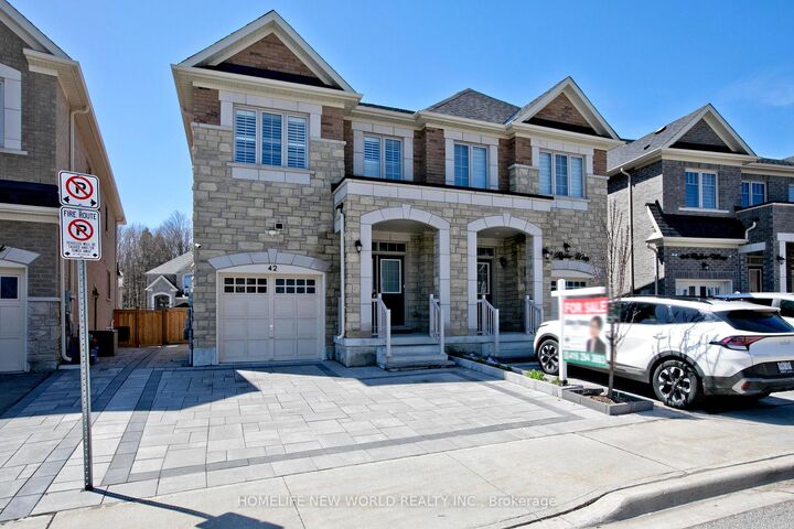 Property Photo: 42 Ryler Way ON L3S 0E6