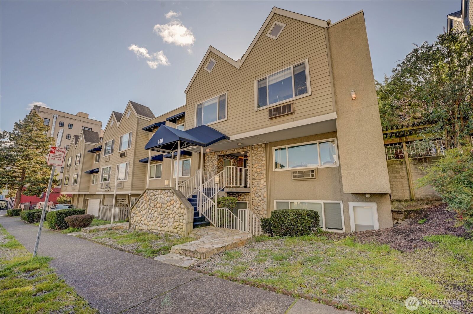 Property Photo: 440 St Helens Avenue 209 WA 98402