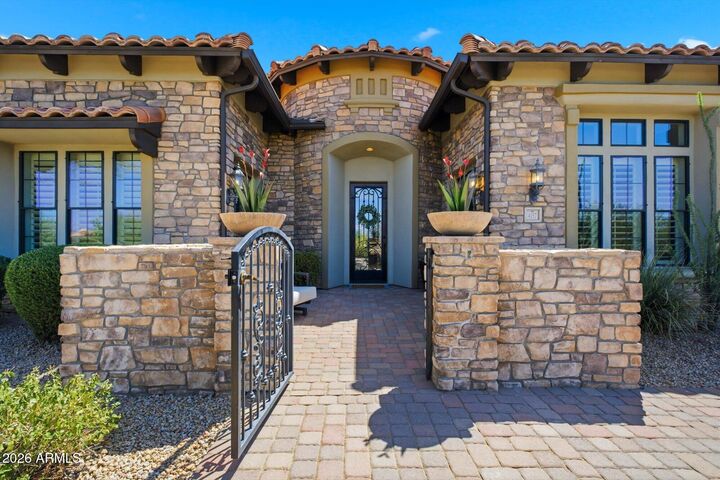 Property Photo:  4157 N Highview --  AZ 85207 