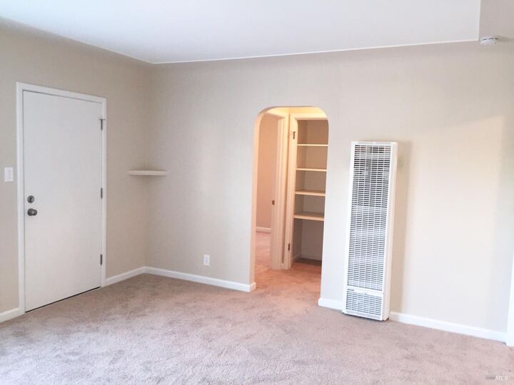 Property Photo:  1850 1852 Laurel Street  CA 94559 