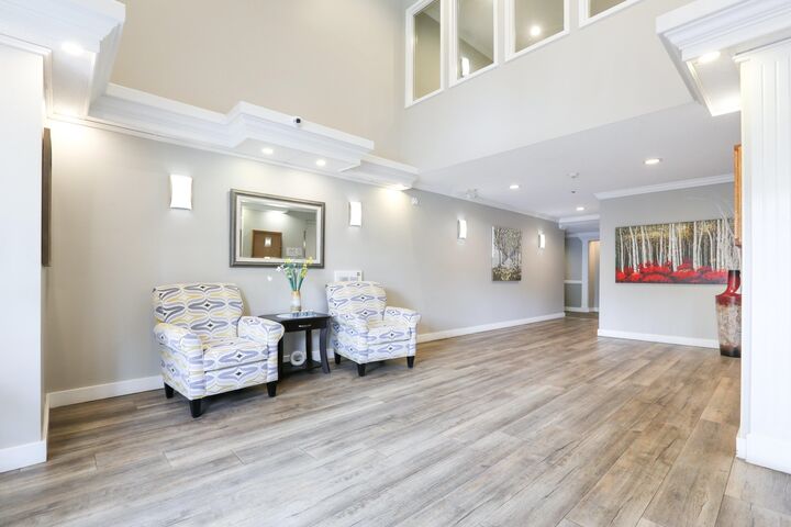 Property Photo: 13870 70 Avenue 402 BC V3W 0R9
