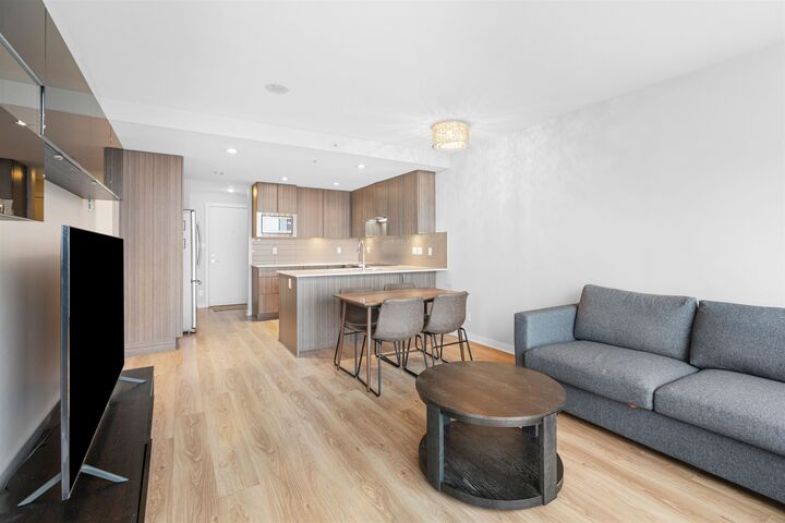 Property Photo: 125 Columbia Street 1602 BC V3L 0G8