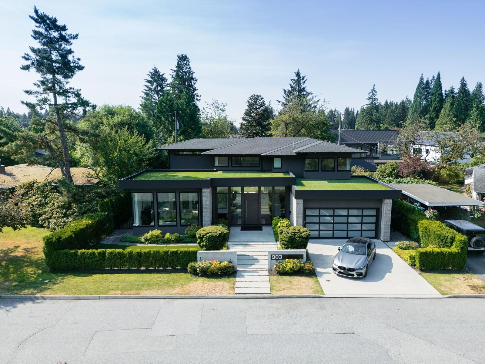 Property Photo:  983 Tudor Avenue  BC V7R 1X6 