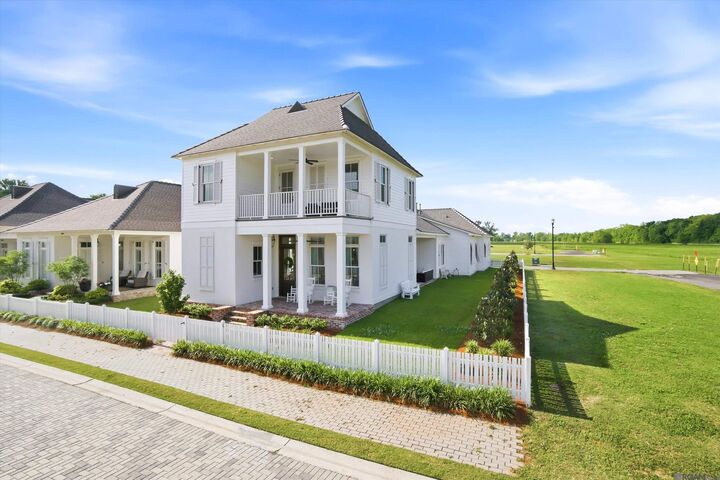 Property Photo:  14638 Saint Michael St  LA 70820 