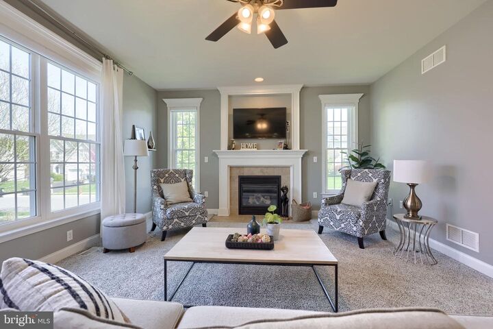 Property Photo:  328 Cobblers Court  PA 17543 