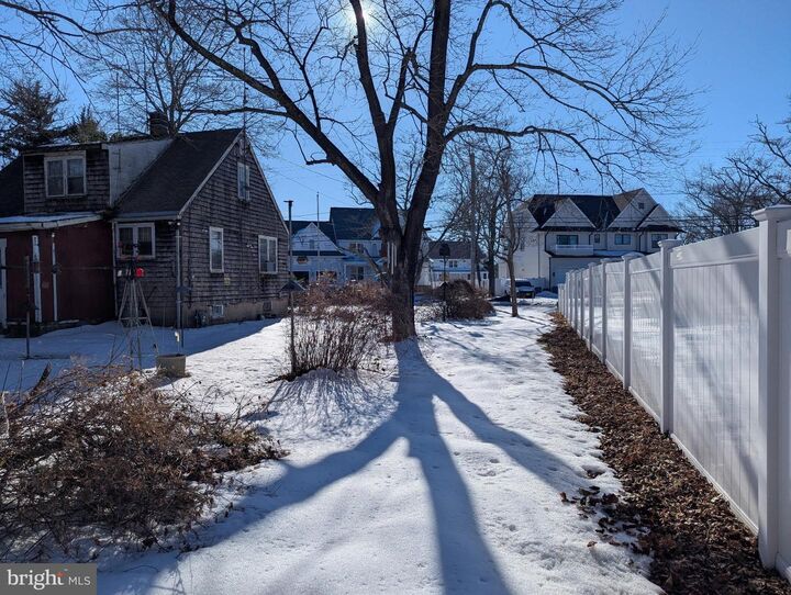 Property Photo:  130 E Lacey Road  NJ 08731 