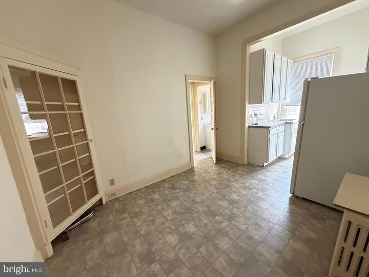 Property Photo:  2441 Brown Street 00 2F  PA 19130 