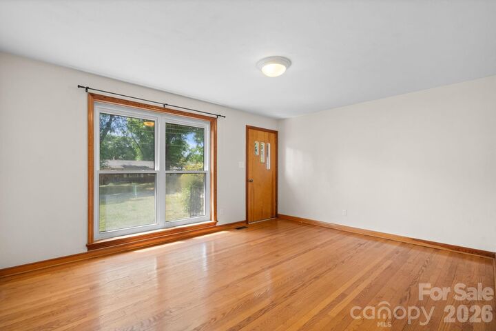 Property Photo: 1341 26th Street SW NC 28602