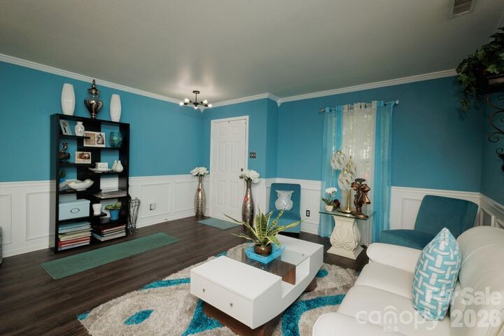 Property Photo:  6135 Blue Ash Lane  NC 28215 