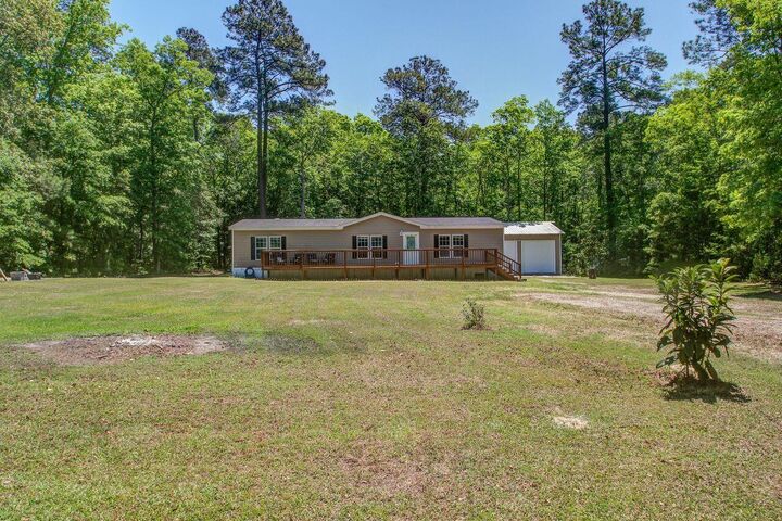 Property Photo: 105 Chinners Lane SC 29483
