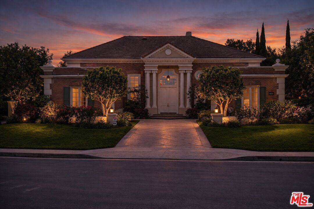 Property Photo:  19134 Briarfield Way  CA 91356 