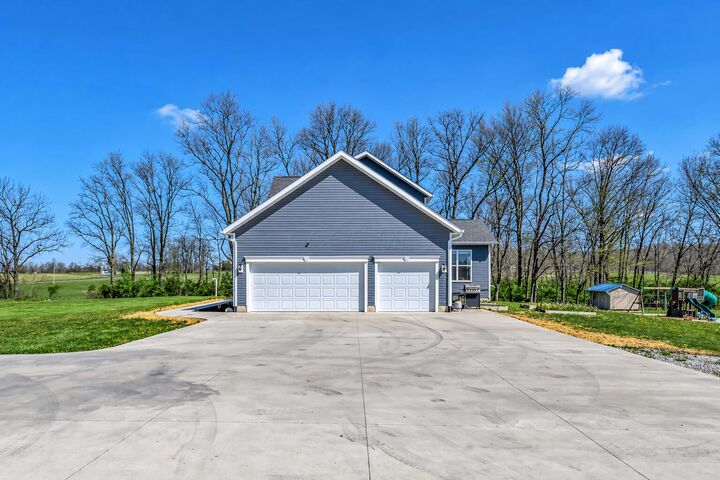 Property Photo:  3241 County Road 24  OH 43315 