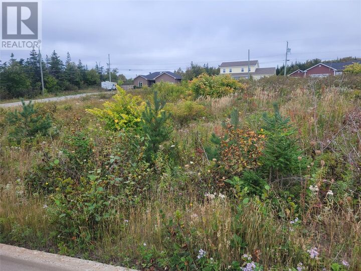 1 Ridgeview Avenue — photo 1