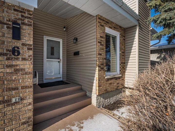 Property Photo:  6 Chaldecott Cove  MB R3T 5C6 