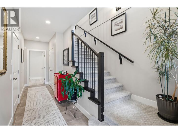 Photo de la propriété:  1530 Golf Ridge Drive  BC V2H 0A5 