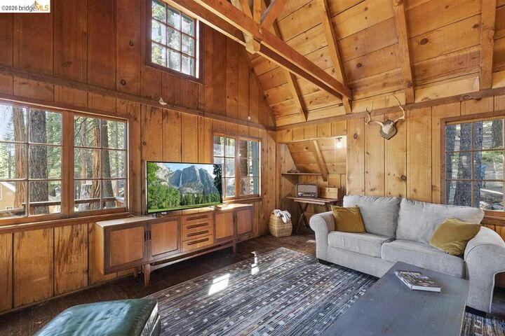 Property Photo:  73 Pinecrest  CA 95364 