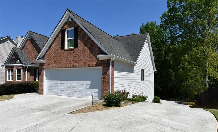 Property Photo:  795 Sunset Ridge Lane SE  GA 30045 