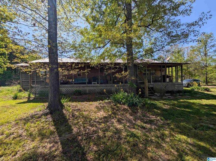 Property Photo:  2091 County Road 19  AL 36272 