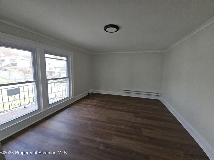 Property Photo:  1226 Vine Street 3  PA 18510 