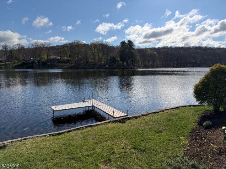 Property Photo:  13 N Orchard Ter  NJ 07871 