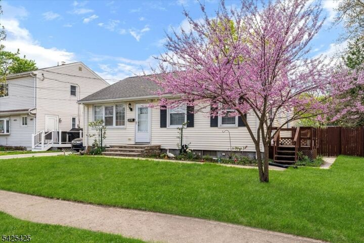 Property Photo:  1434 Madison Pl  NJ 07442 