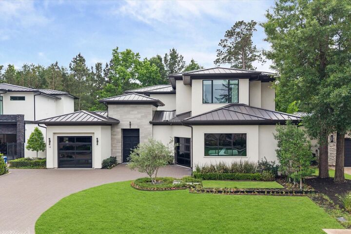 Property Photo:  14 Kingscote Way  TX 77382 