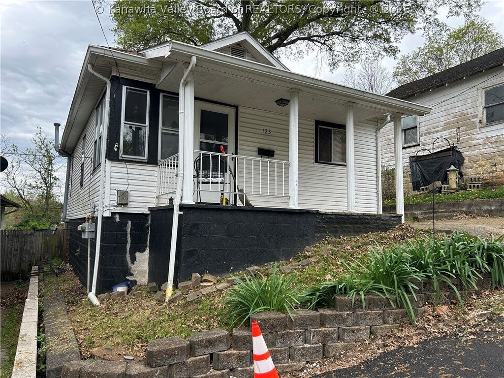Property Photo:  123 Marion Street  WV 25705 