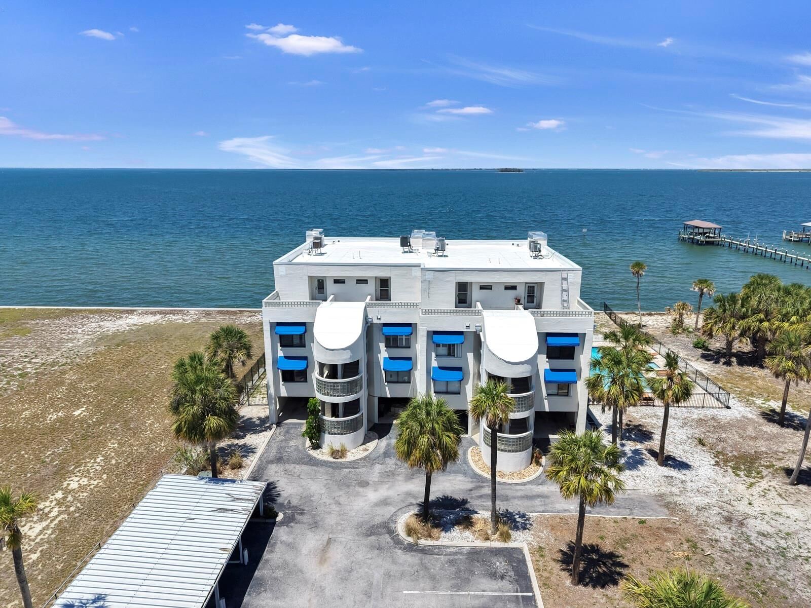 Property Photo:  6504 Surfside Boulevard 4  FL 33572 