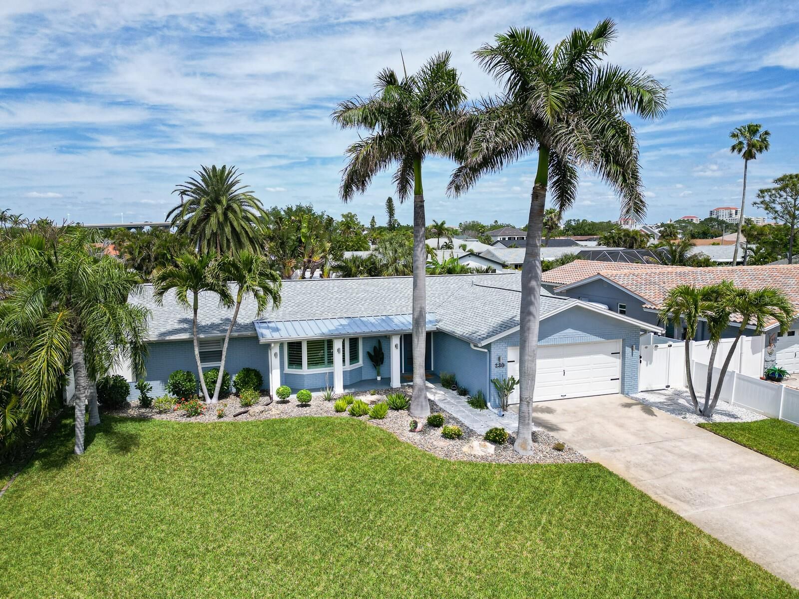 Property Photo:  230 S Julia Circle  FL 33706 