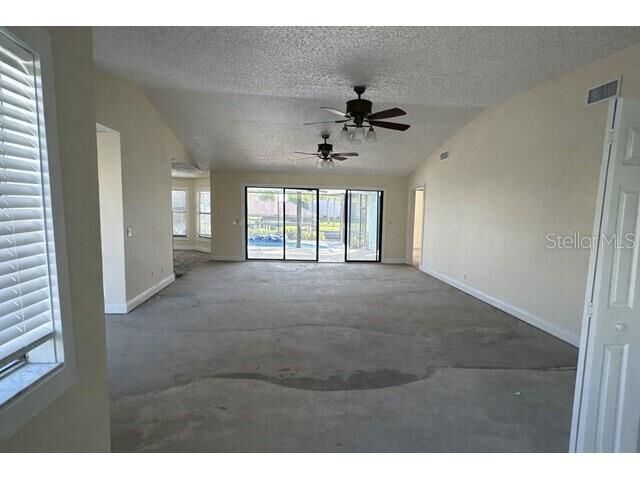 Property Photo:  710 Eagle Lane  FL 33572 