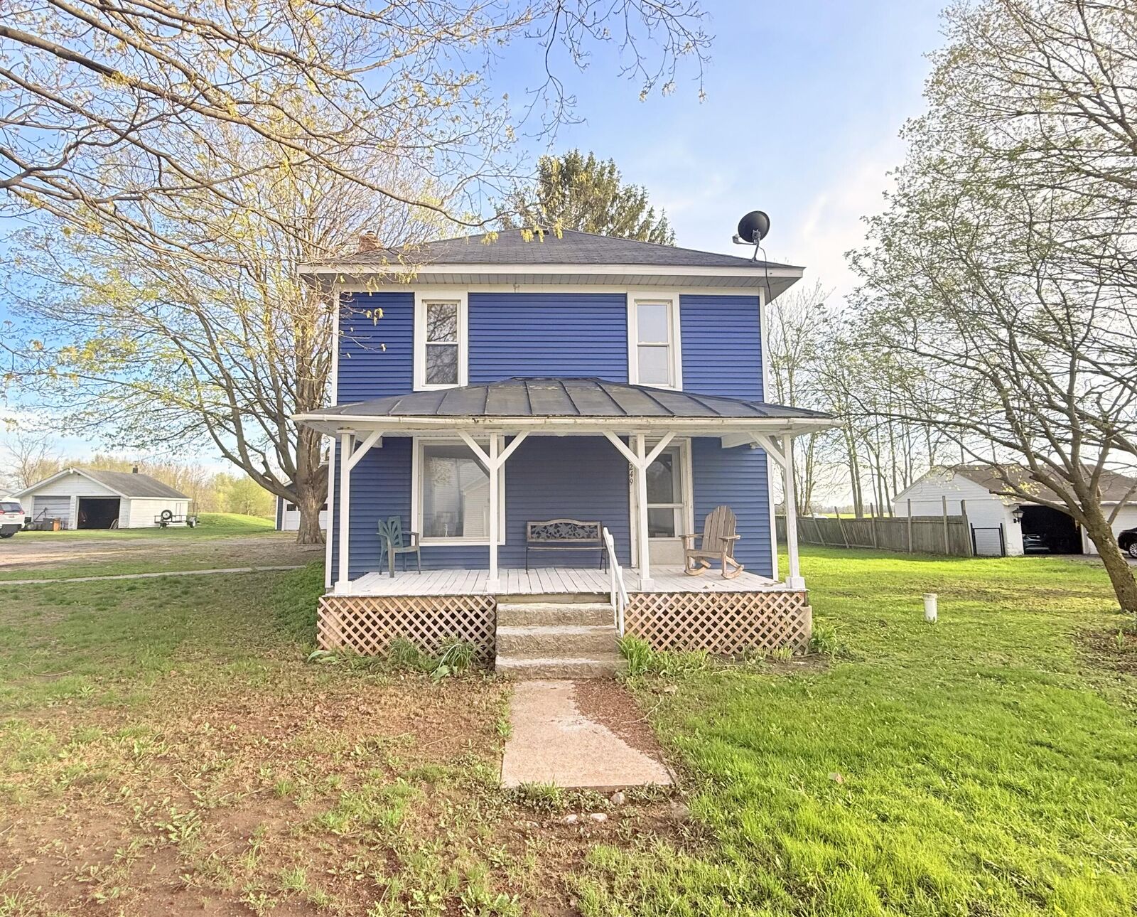 Property Photo:  2249 E Montgomery Road  MI 49242 
