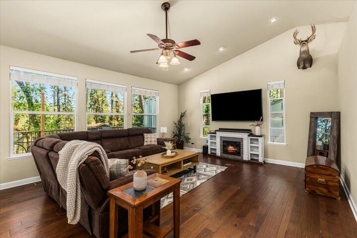 Property Photo:  17704 Alexandra Way  CA 95949 