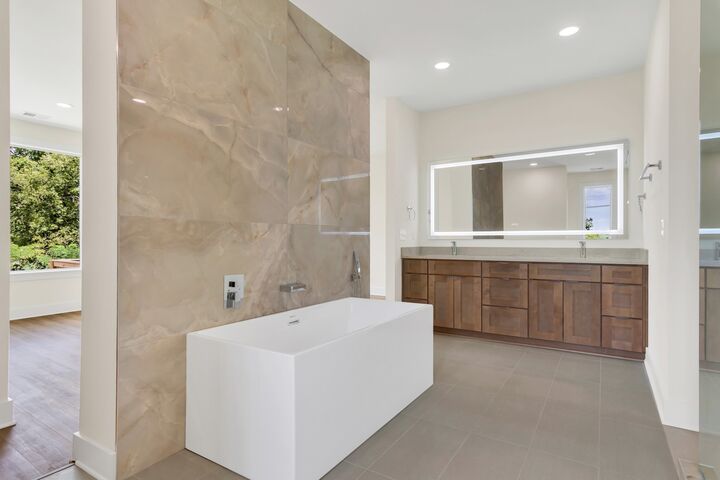 Property Photo:  2430 Batavia St  TN 37208 