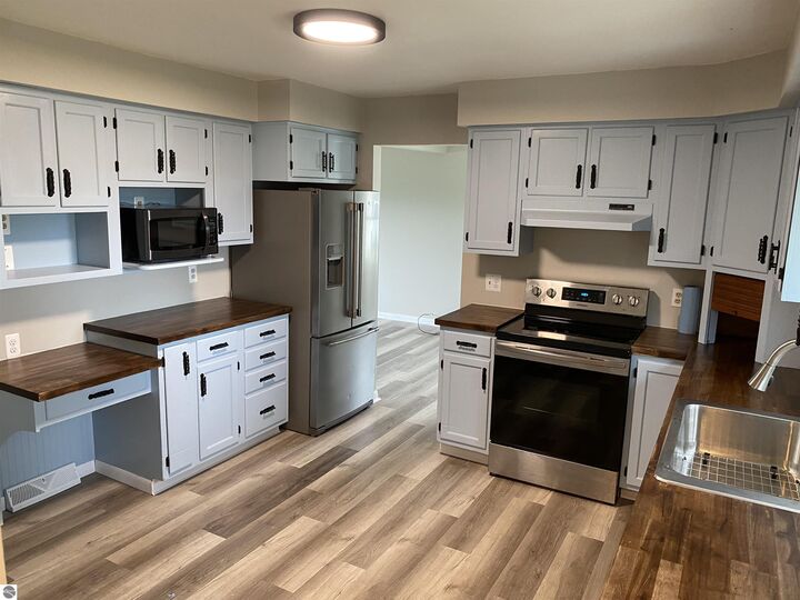 Property Photo:  7075 E M 72  MI 49690 