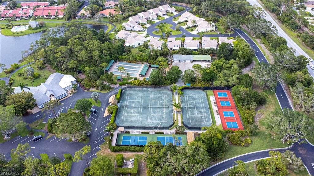 Property Photo:  290 Naples Cove Dr 2204  FL 34110 