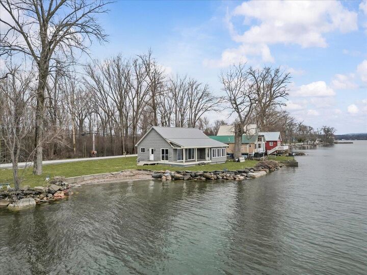 Property Photo:  1223 Hathaway Point Road  VT 05478 