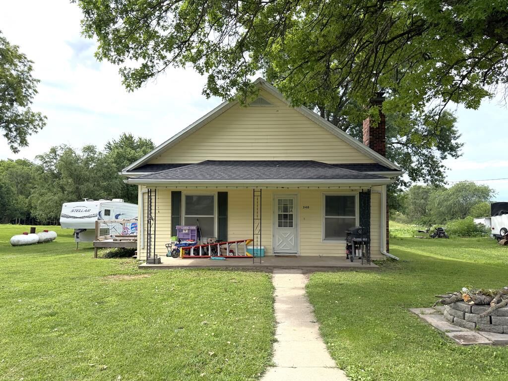 Property Photo:  340 W Wisconsin Street  MO 64625 