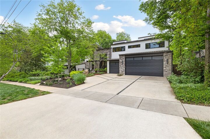 Property Photo: 608 N Willow Avenue AR 72701