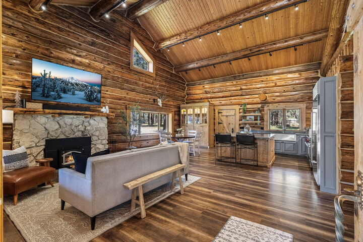 Property Photo:  69340 Deer Ridge Road  OR 97759 