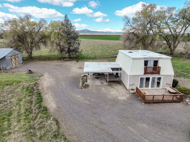 Property Photo:  1766 SW Quail Drive  OR 97741 