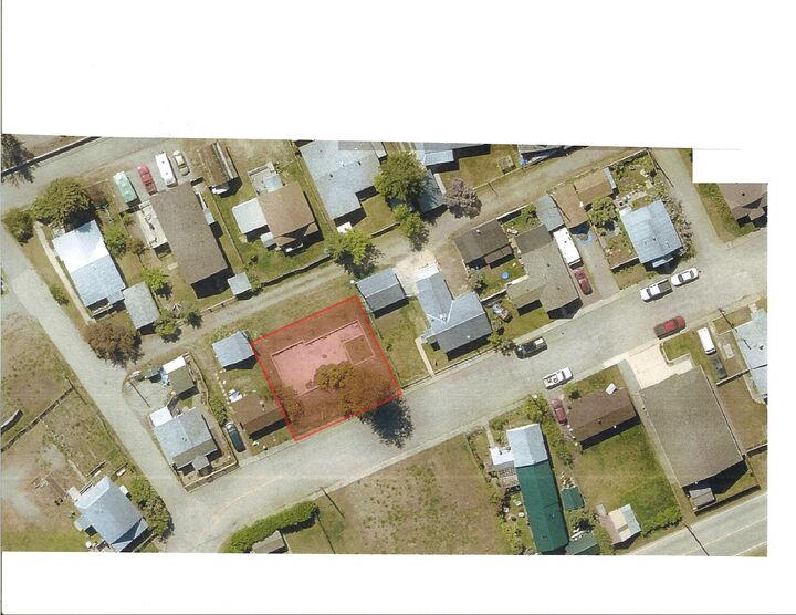 Property Photo: 360 Burton Avenue BC V0X 1W0