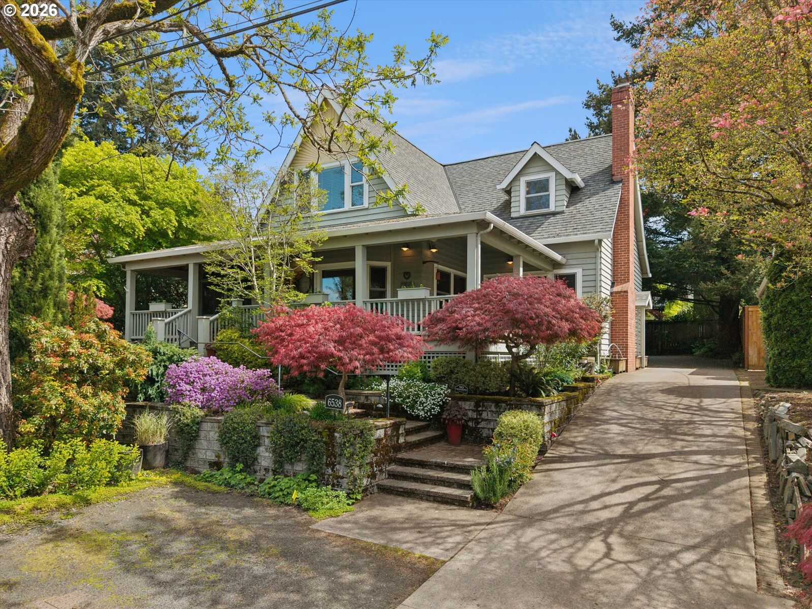 Property Photo:  6538 SE 38th Ave  OR 97202 